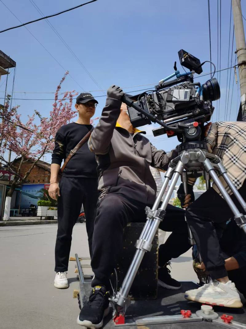 涞水县广告片拍摄：快消品牌爆款之选，网感内容适配社媒传播！